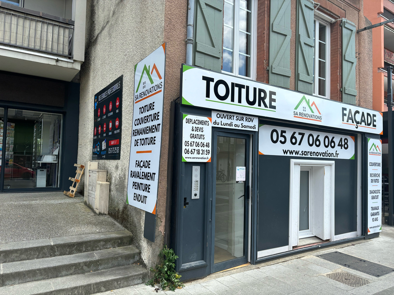 Photo de couverture de SA Rénovations Couvreur - Nettoyage et peinture façade - Traitement Toiture et urgence Fuite